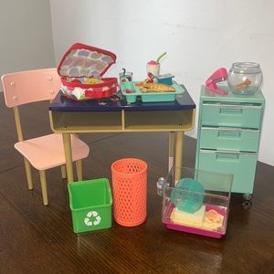 Classroom set for dolls